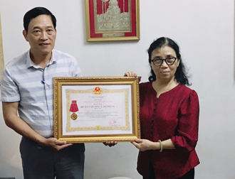 Truy tặng Huân chương Lao động hạng Ba cho đồng chí Nguyễn Trần Kiều