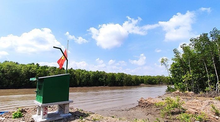 Dự án AQUAMN triển khai Hệ thống quan trắc nước ngập mặn ở Cà Mau