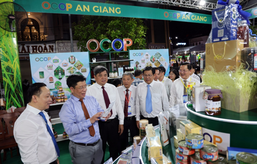 Diễn đàn kết nối sản phẩm OCOP vùng đồng bằng sông Cửu Long: Thêm cơ hội cho sản phẩm OCOP An Giang